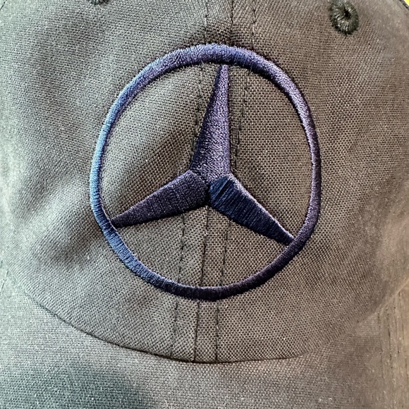 NWT! Mercedes-Benz Sueded Cap Navy - Picture 4 of 10